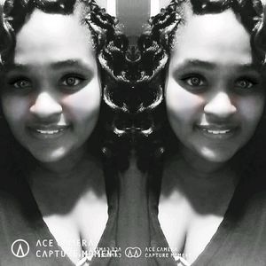 Meet your Posher, Sheena